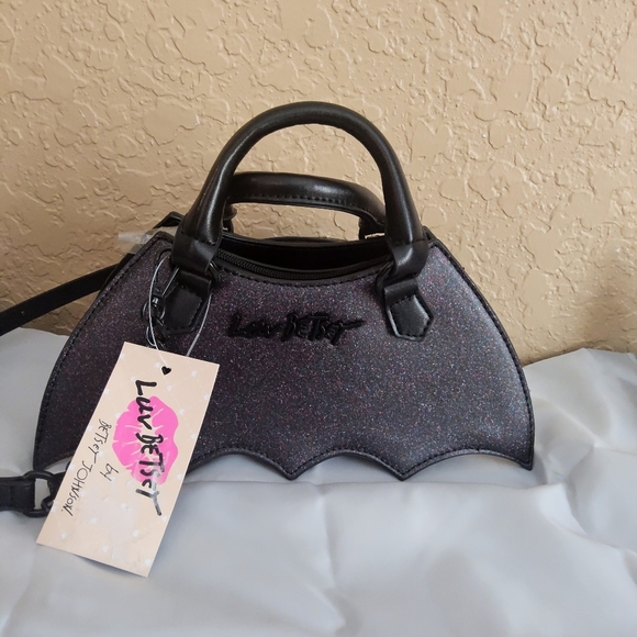 Betsey Johnson Black Glitter Mini Bat Bag - Picture 2 of 6